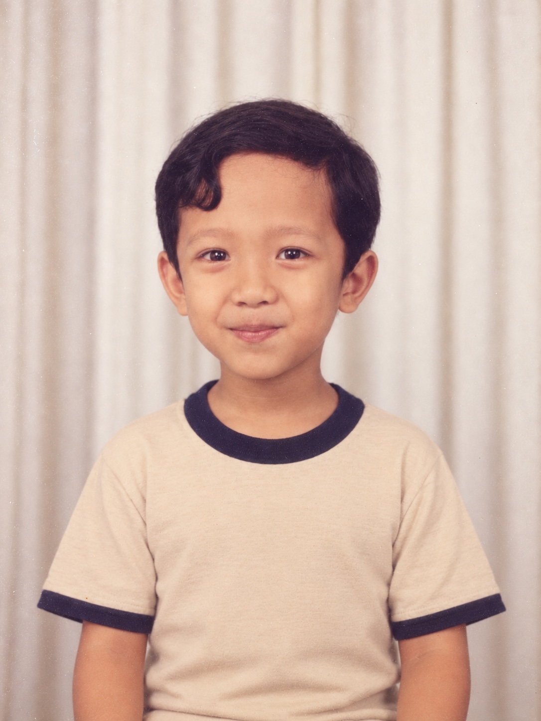 Hary saat kecil